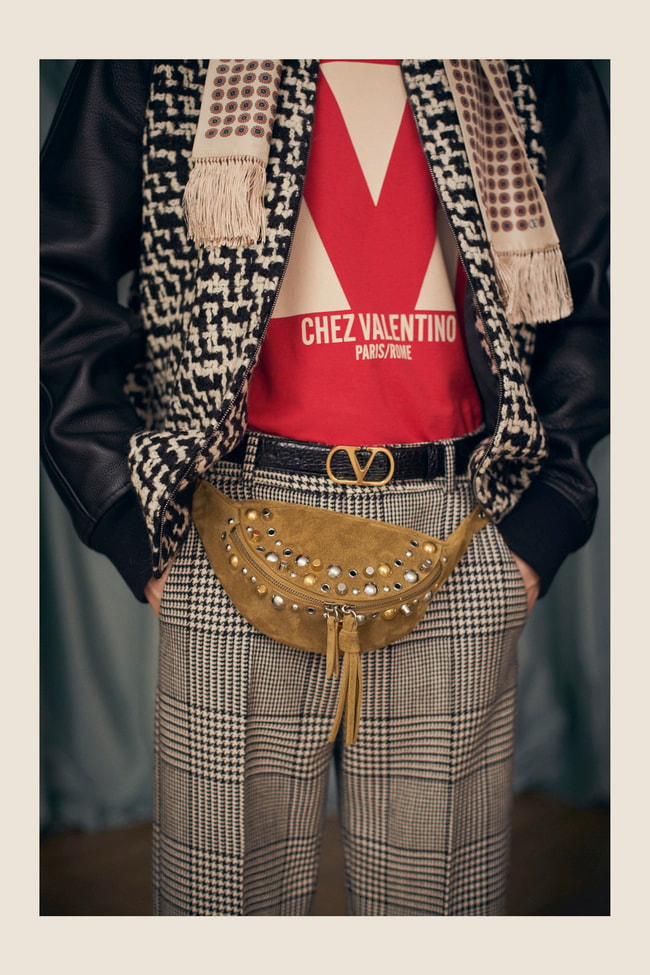 Un marsupio Valentino by Alessandro Michele «Avant les débuts» spring 2025 (courtesy Valentino) 