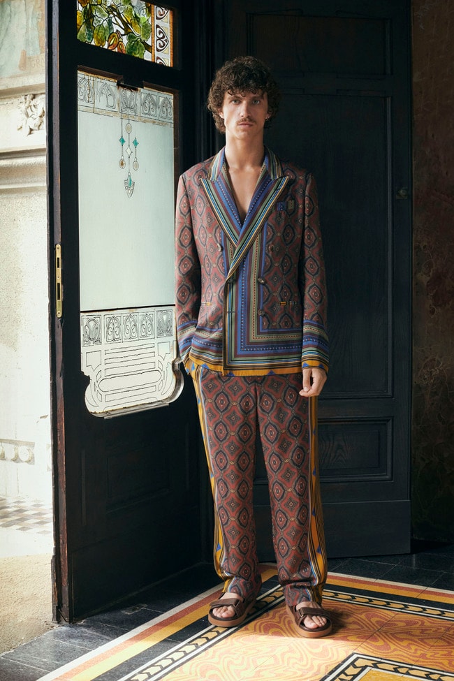 Un look Etro men summer 2025 (courtesy Etro)