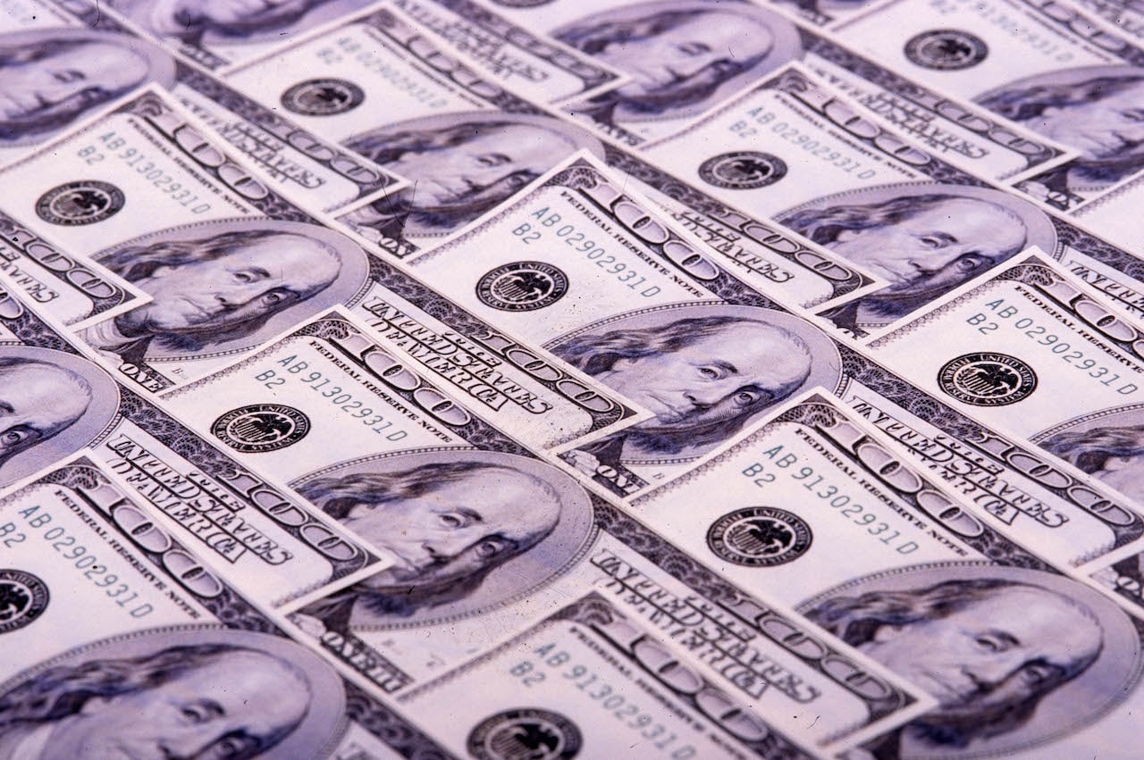Ecco come funziona l’assegno diretto che riceveranno gli americani