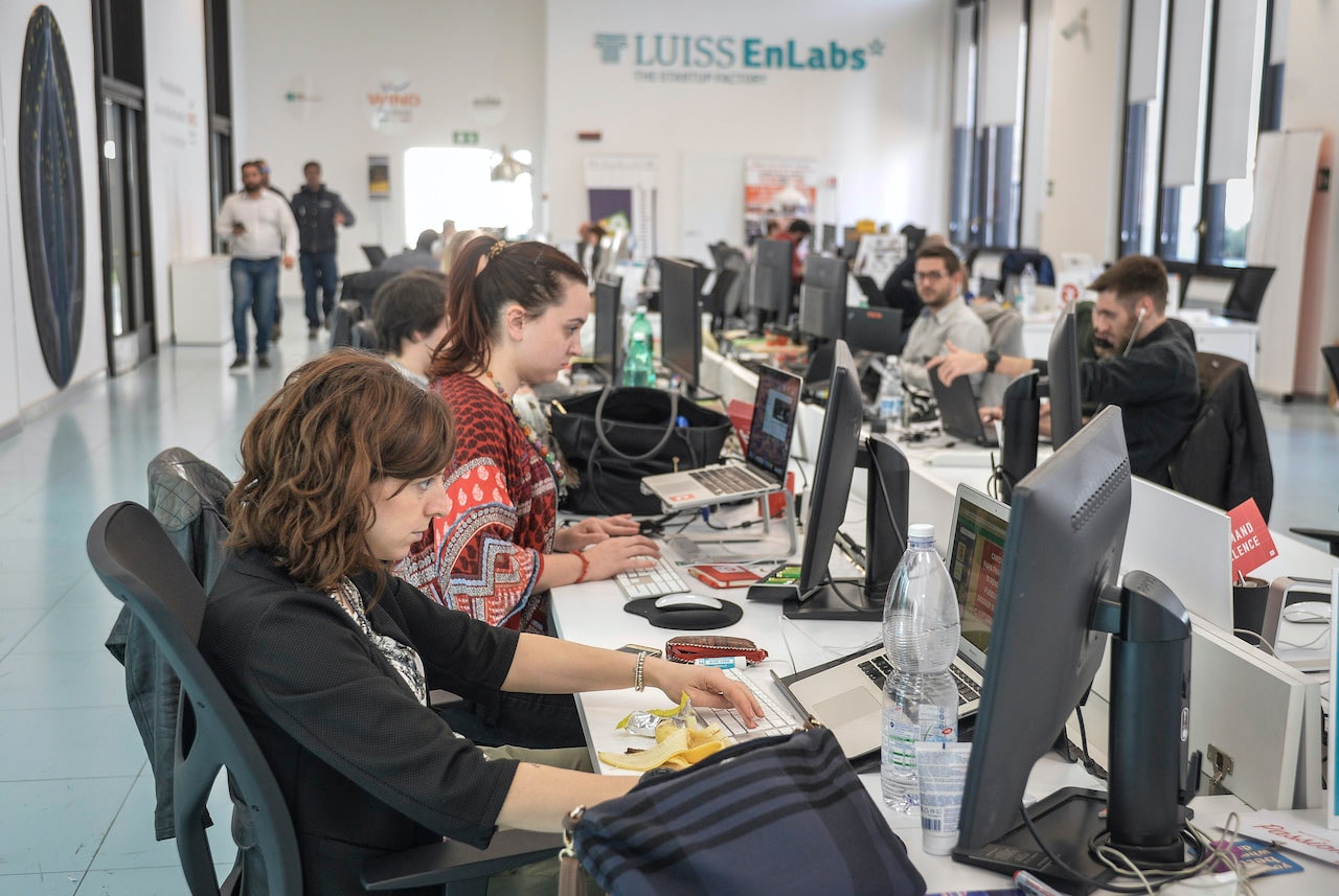 In Germania, Francia e UK le start-up sono state protette. E in Italia?