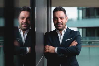 TOP STORIES ITALIA: MeglioQuesto al debutto su Aim