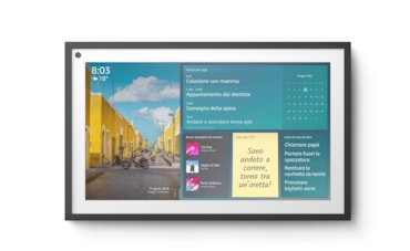 Alexa passa al servizio della famiglia con Echo Show 15
