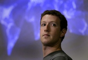 Dopo Snap, anche Facebook accusa il costo della privacy