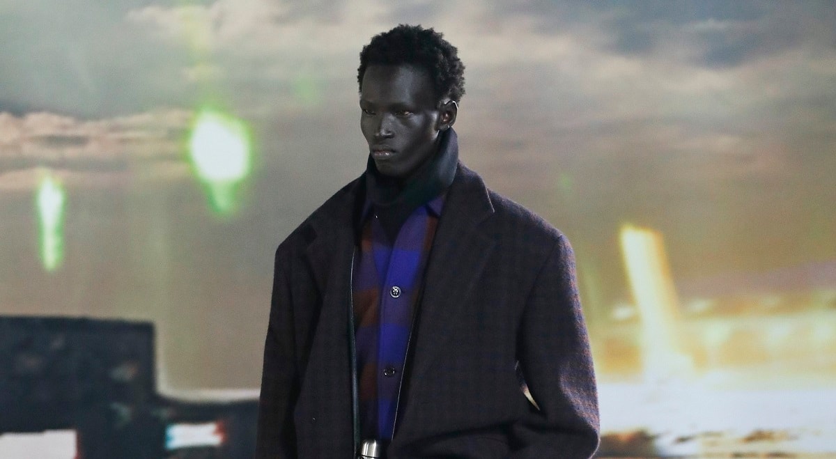 A Lemaire look from f-w 2022 show (courtesy Lemaire)