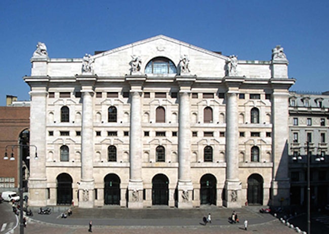 Piazza Affari chiude in rosso (-0,6%) con lo spread Btp/Bund a 163 punti
