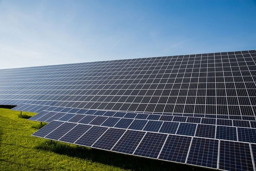 Renergetica, accordo con Edison Renewables per sviluppare fino a 500 MWp di impianti fotovoltaici in Italia