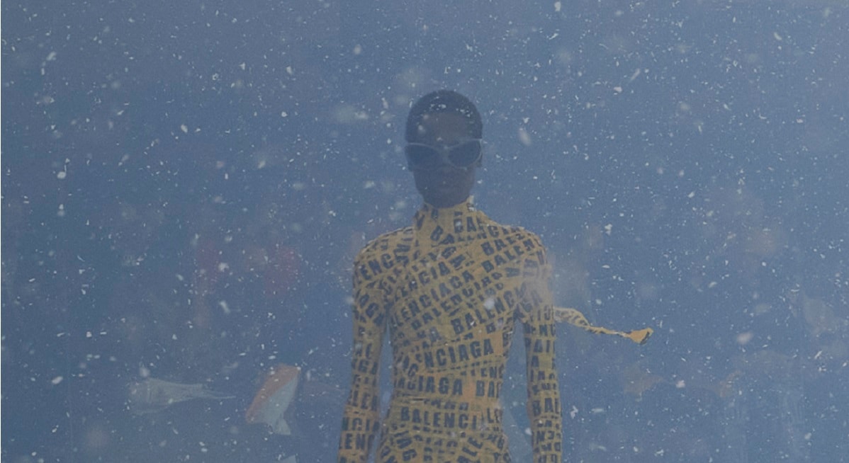 A Balenciaga f-w 2022-23 look 