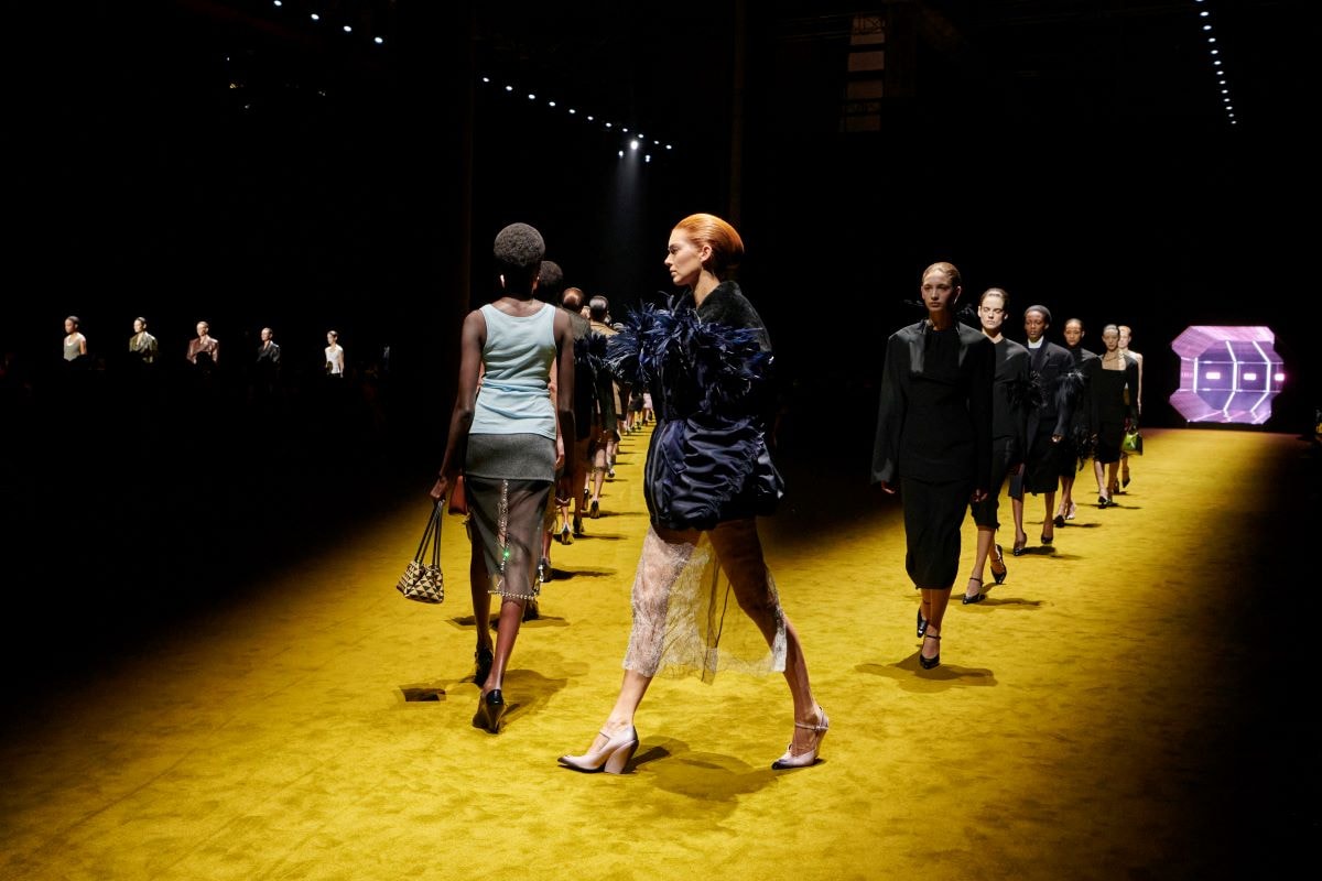 The finale of the Prada fall-winter 2022/23 show (courtesy: Prada)
