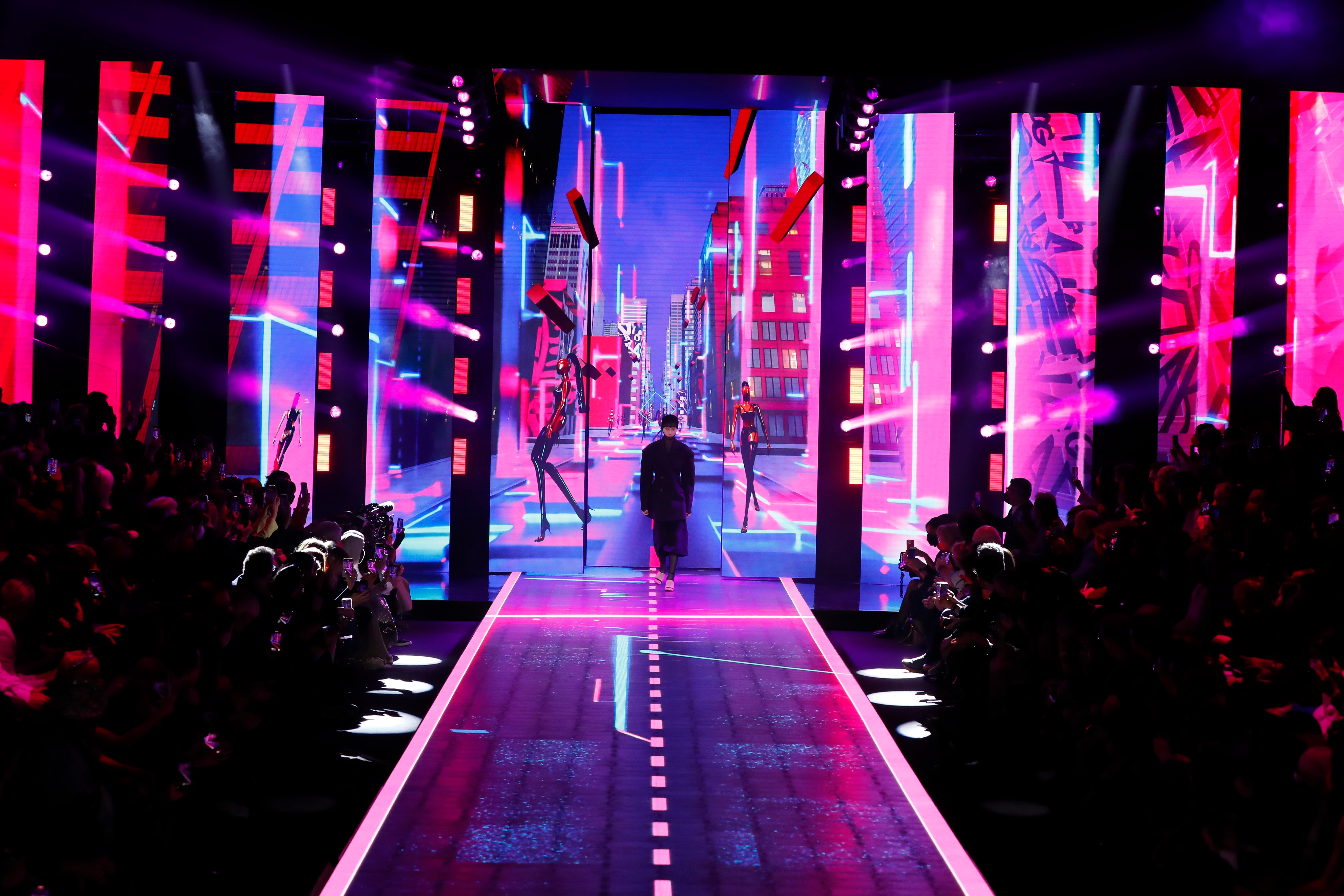 A momento of Dolce&Gabbana f-w 2022-23 show
