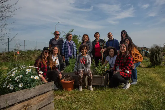 Un'immagine dell'orto sociale di Cornaredo sostenuto da Wof in partnership con Humana Italia (courtesy Woolrich)