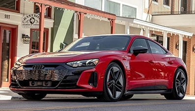 Audi e-tron GT è World Performance Car 2022