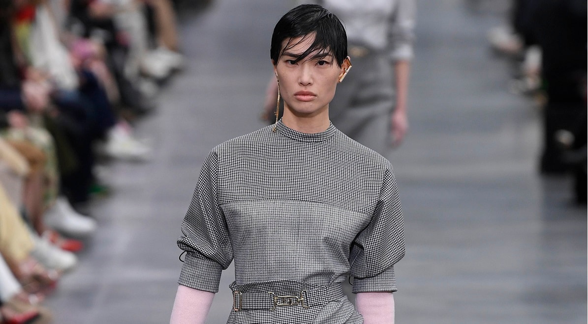 A Fendi f-w 2022 look 