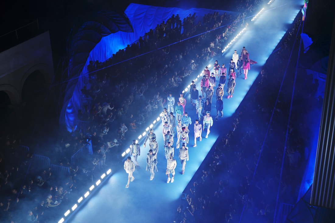 The parade of Dior spring 2023 show (courtesy Dior)
