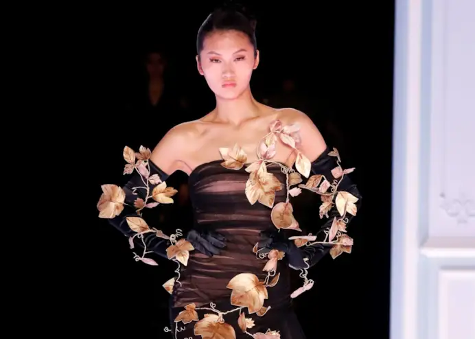 A Moschino fall-winter 2022/23 look (courtesy Aeffe)