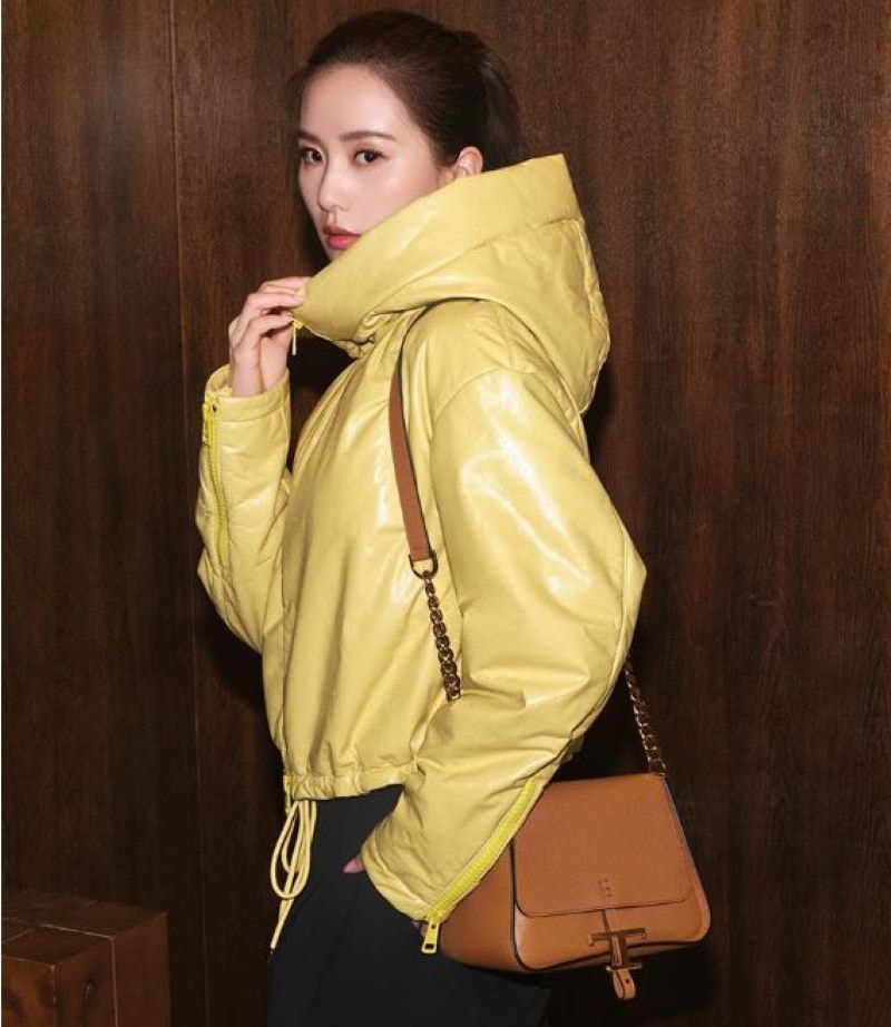 Actress Liu Shishi in a Tod's campaign (ph Tod's official website)