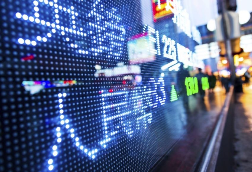 Asia positiva, il Giappone festeggia un Pil migliore delle attese