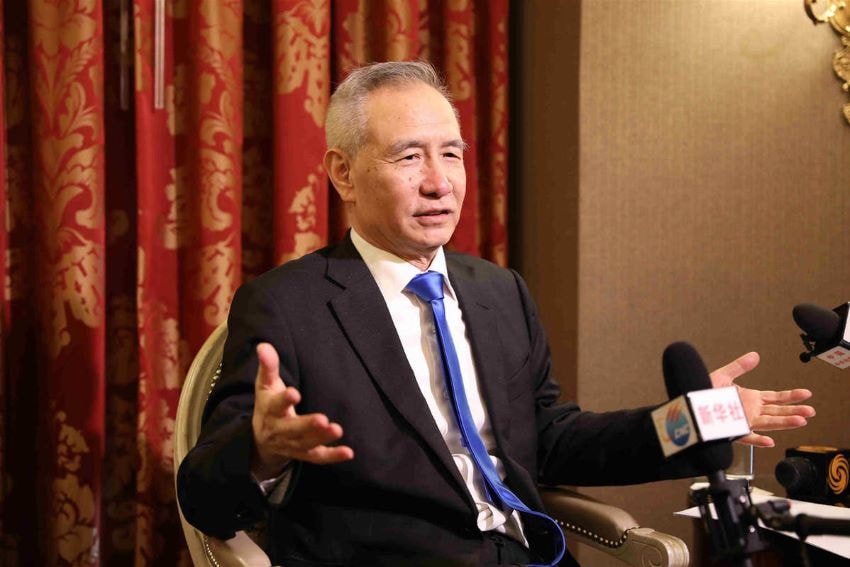 I colloqui Usa-Cina per tagliare i dazi sostengono l'Asia e i futures