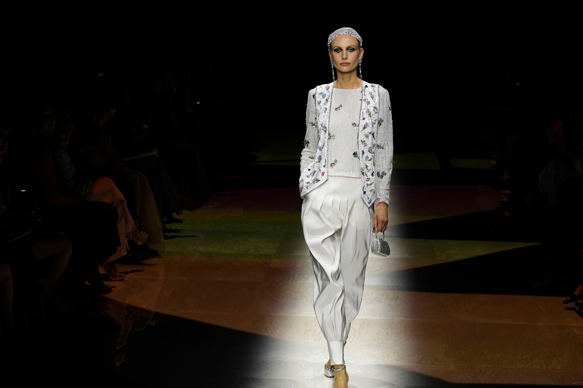 A look from Armani privè f-w 2022/2023