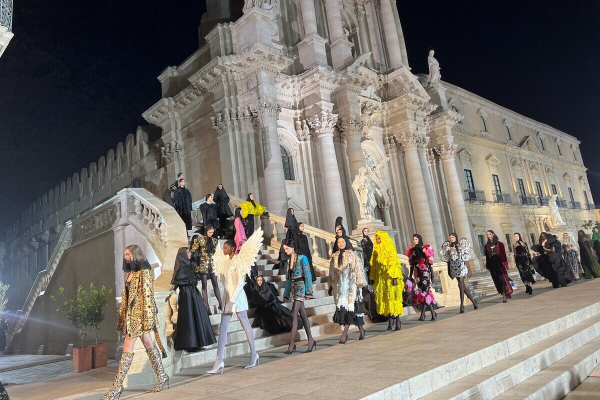 Dolce&Gabbana's haute couture fashion show f-w 22/23 (ph Stefano Roncato)