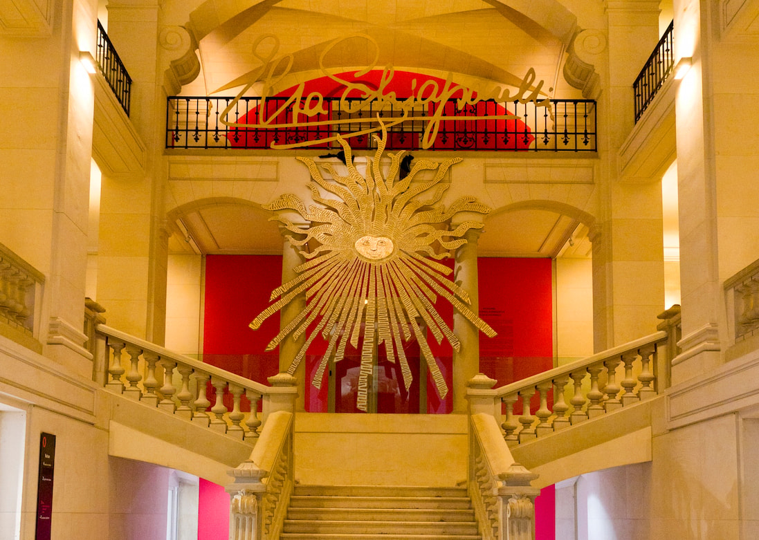 The exhibition «Shoking: the surreal world of Elsa Schiaparelli» at Mad in Paris (courtesy Schiaparelli/Domnique Maitre)