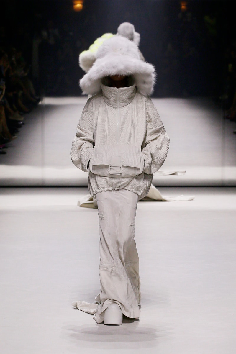A look from «Baguette 25th anniversary collection» (courtesy Fendi)