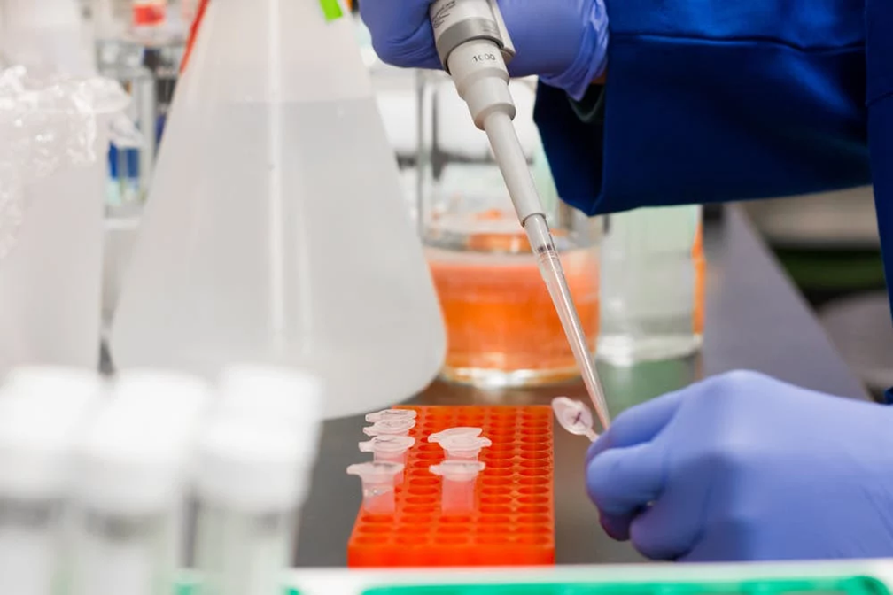 Nuovo test diagnostico di laboratorio Roche per la SARS-CoV-2