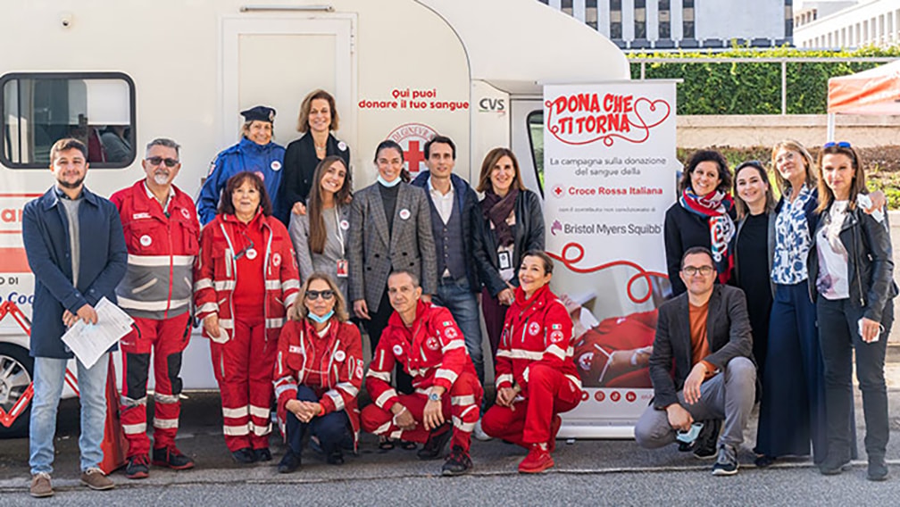 Bristol Myers Squibb supporta la CRI nella donazione del sangue