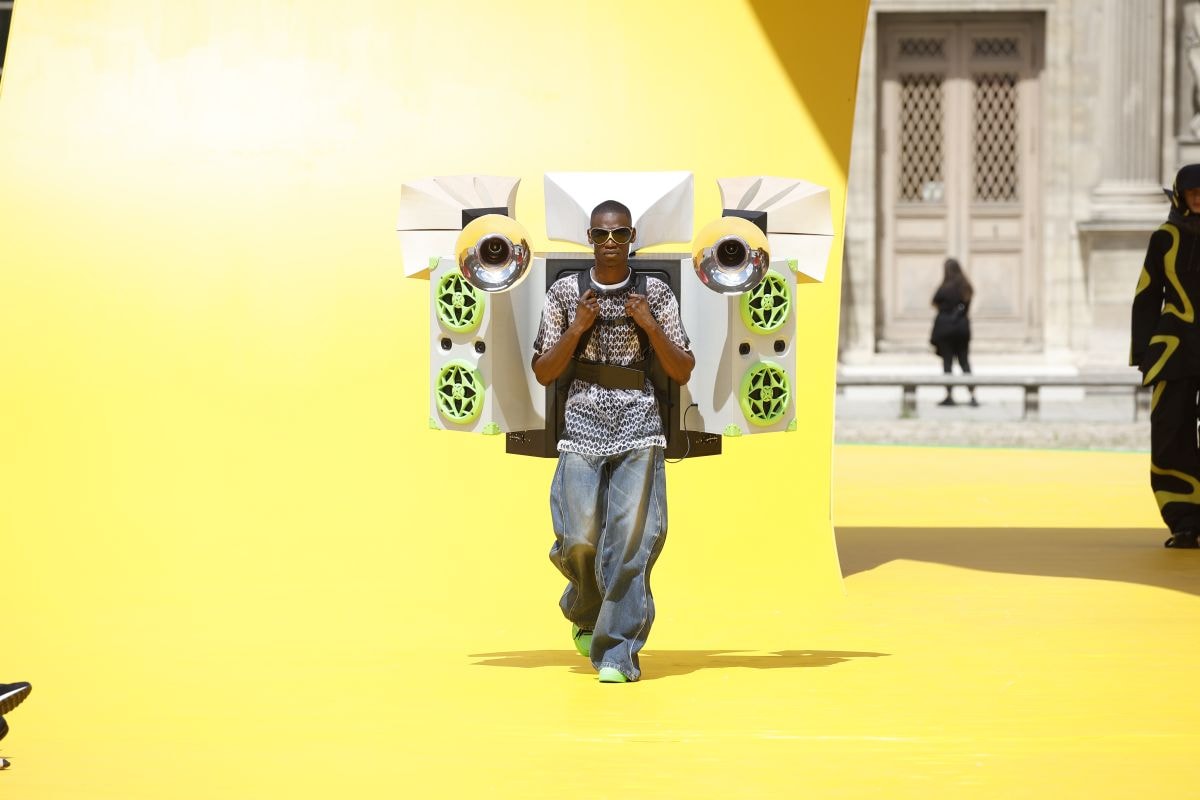 Look from Louis Vuitton spring-summer 2023 (courtesy Louis Vuitton)