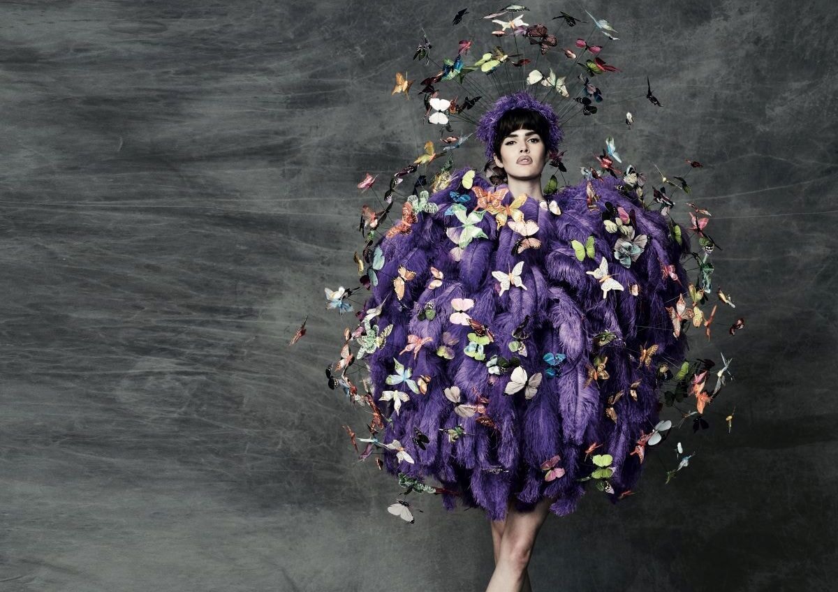 Look from spring-summer 2018 (ph Marcus Mam, from Moschino book Assouline, 2022, courtesy Moschino) 