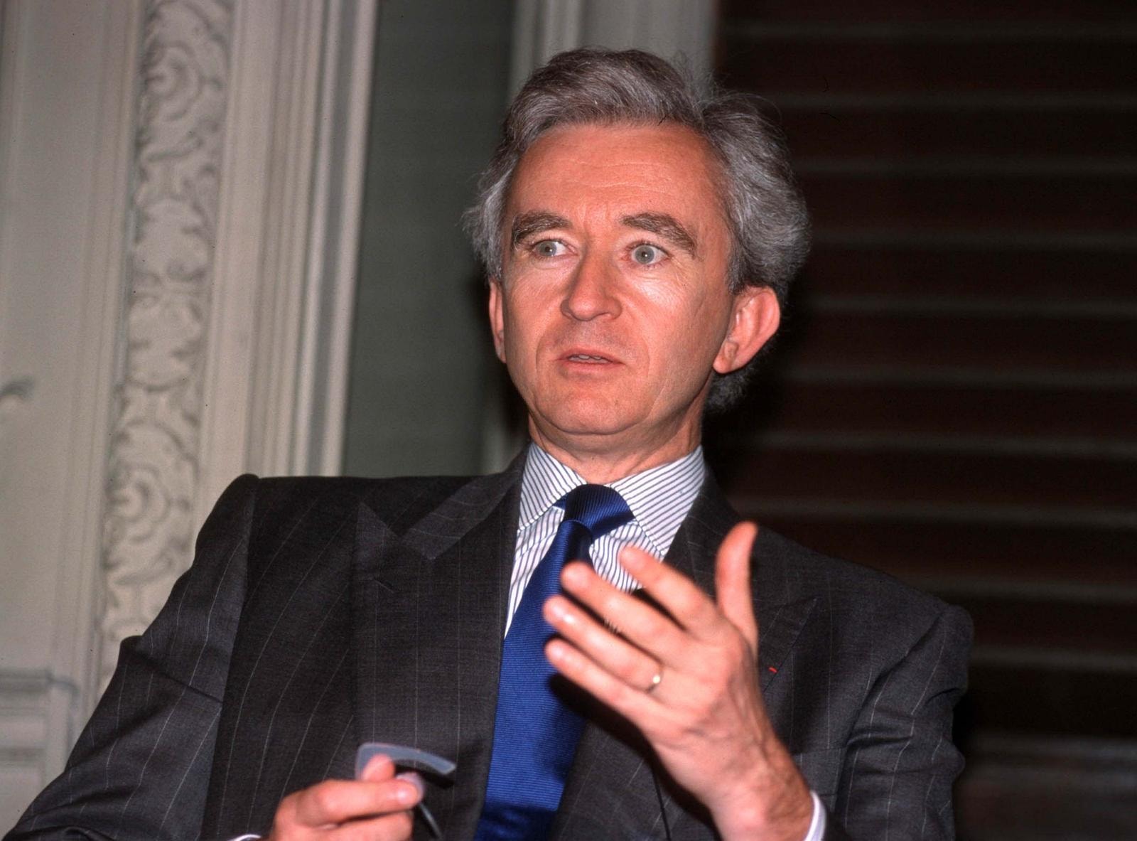 BERNARD ARNAULT