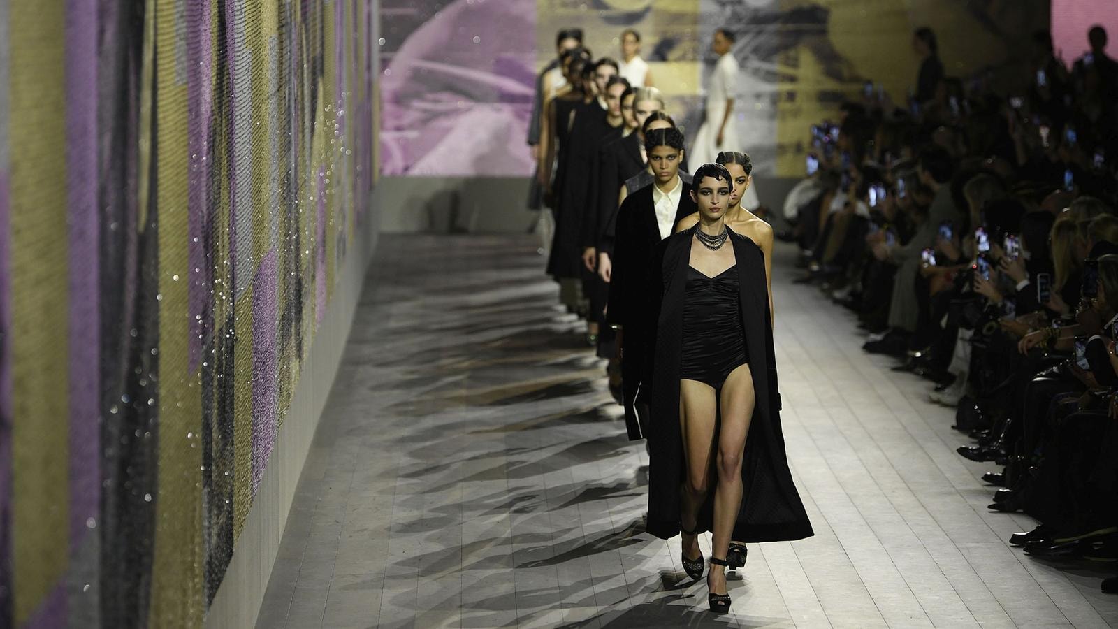 A moment from the Dior fashion show haute couture spring-summer 2023