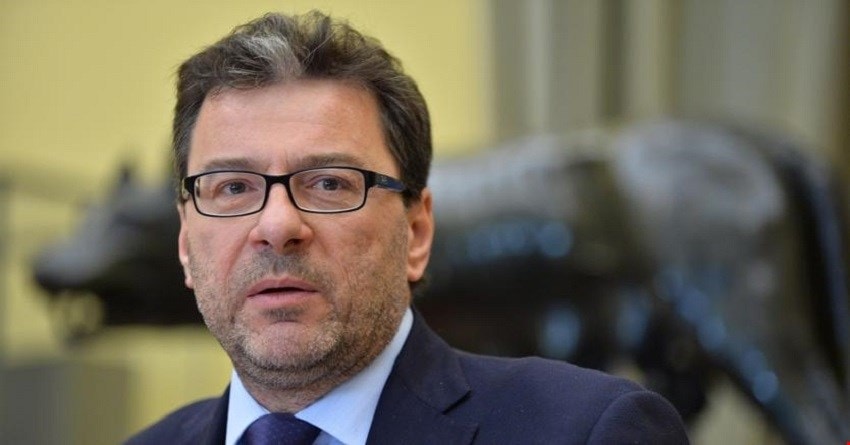 A Mcc servono 100 milioni per sostenere Popolare Bari. Le opzioni per la banca pubblica: aumento di capitale o bond  