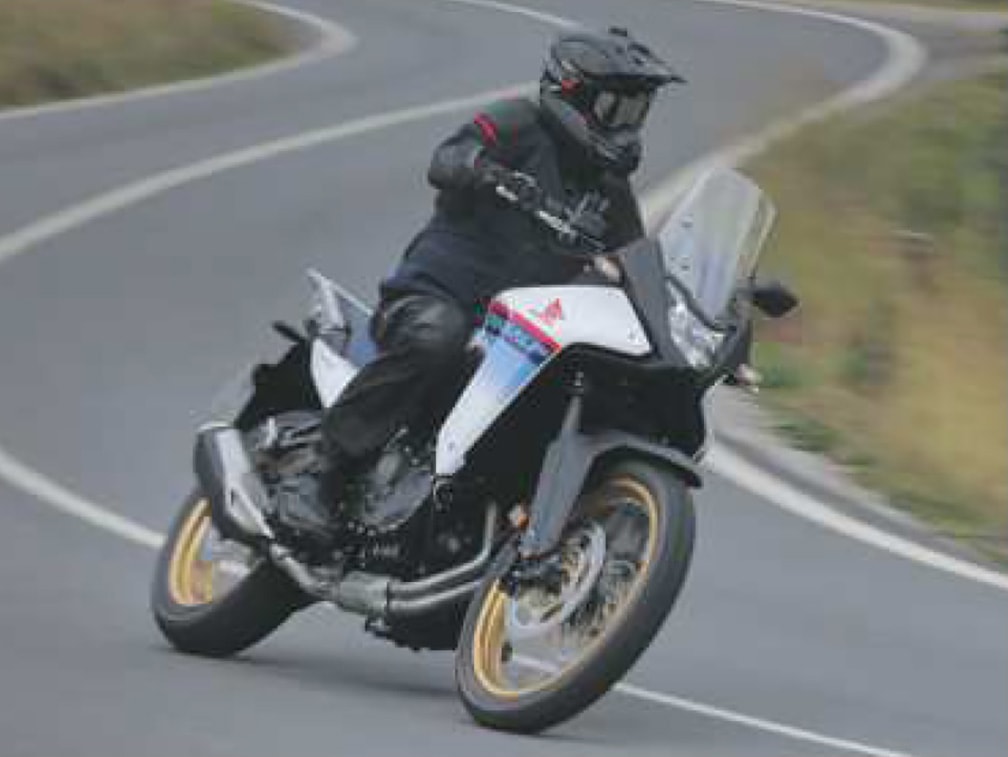 Novità in casa Honda, la Transalp torna e raddoppia