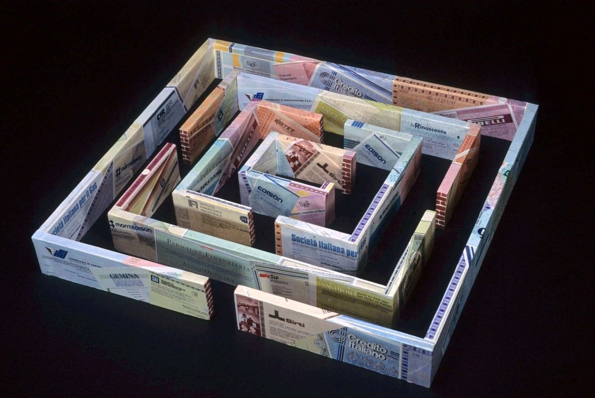 Nel labirinto dei rendimenti: due bond italiani high yield da mettere in portafoglio con i Btp