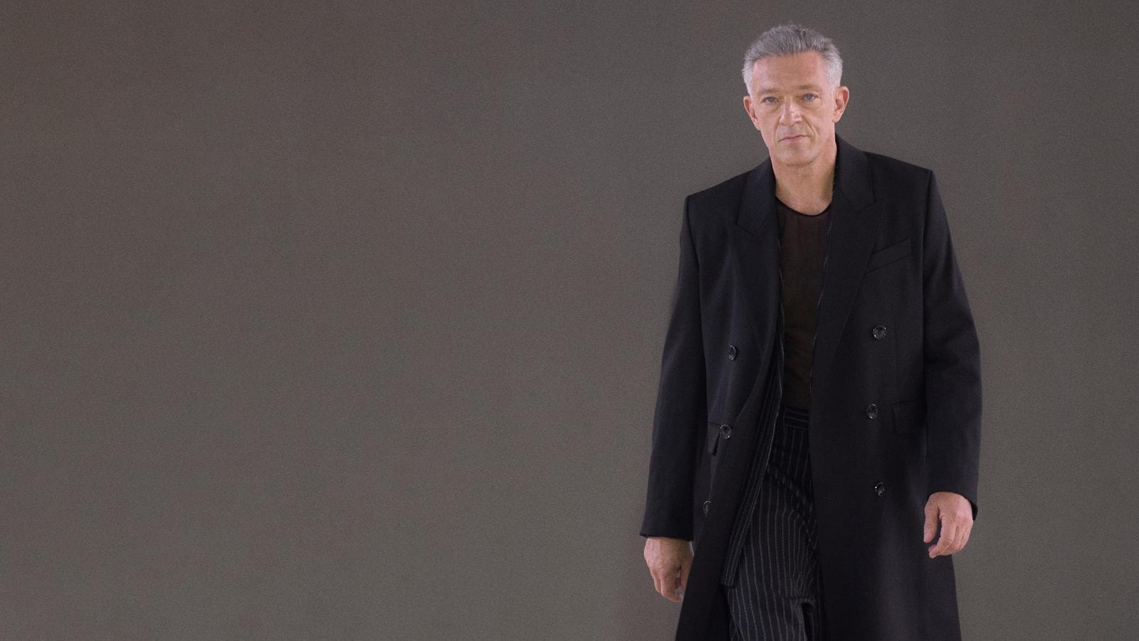 Vincent Cassel at the spring-summer 2024 fashion show (courtesy Ami Paris)