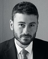 Diamanti, collane e anelli: quanto rendono i preziosiCollana di epoca vittoriana che si può indossare anche come tiara, in oro, argento e diamanti (Christie's)Leo Criaco