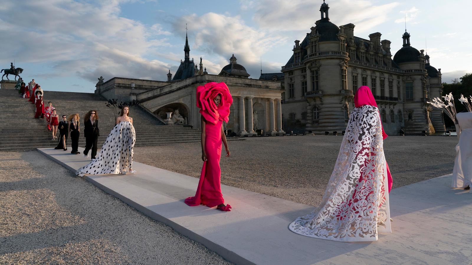 Valentino haute couture fall-winter 2023/24  (courtesy Valentino)