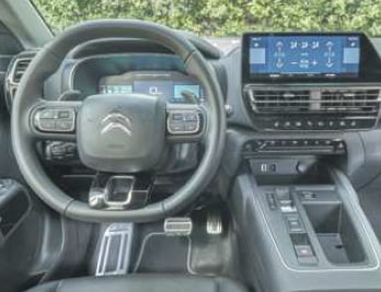 Citroën C5 Aircross, semplice e pratica anche plug-in