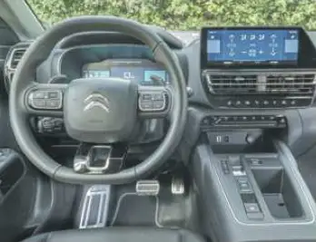 Citroën C5 Aircross, semplice e pratica anche plug-in