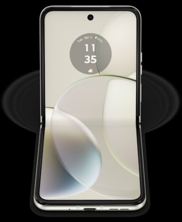 Motorola razr 40, perfetto per allargare il mercato dei pieghevoliMotorola razr 40, perfetto per allargare il mercato dei pieghevoliMotorola razr 40, perfetto per allargare il mercato dei pieghevoliMotorola razr 40, perfetto per allargare il mercato dei pieghevoli