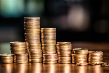 I bond a brevissimo battono le azioni per la prima volta dal 2000 e il Treasury a 6 mesi vola al 5,5%. Come investire bene