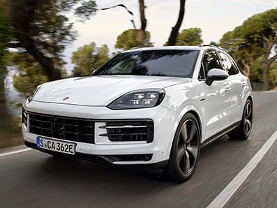 Porsche Cayenne, il Suv convince anche in veste ibrida