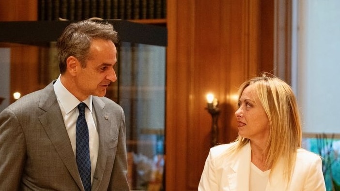 Kyriakos Mitsotakis e Giorgia Meloni