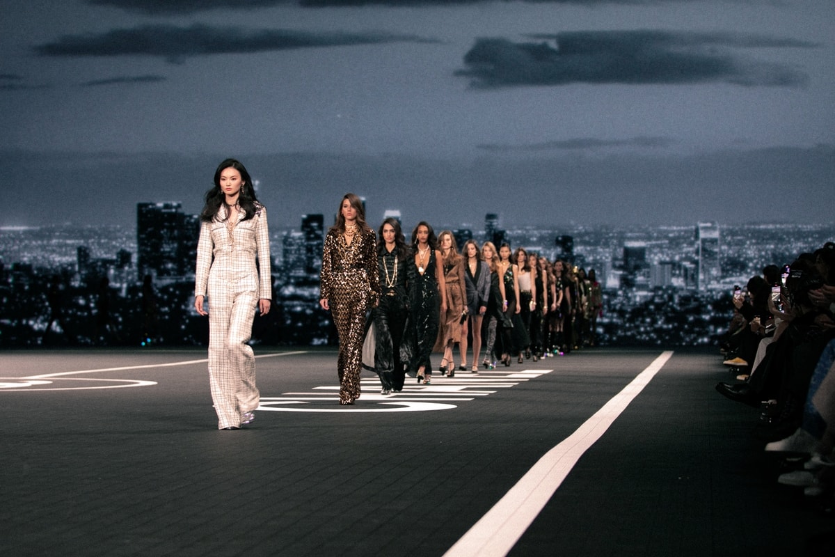 Chanel cruise 2023/2024 a Shenzhen (courtesy Chanel)