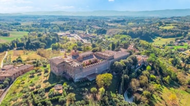Vendesi il monastero pi&ugrave; antico della Toscana per oltre 10 milioni di euro