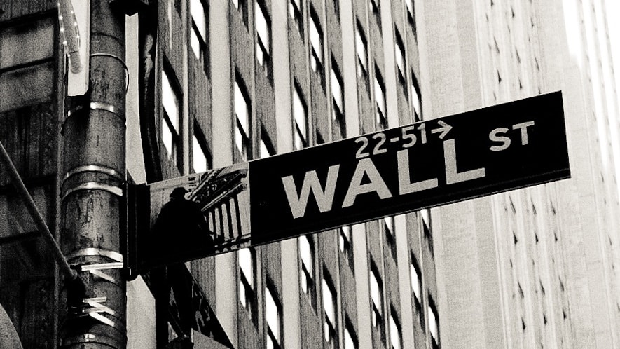 La diretta da Wall Street | Le Borse Usa chiudono in ribasso: Dow Jones -0,11% e Nasdaq -0,84%