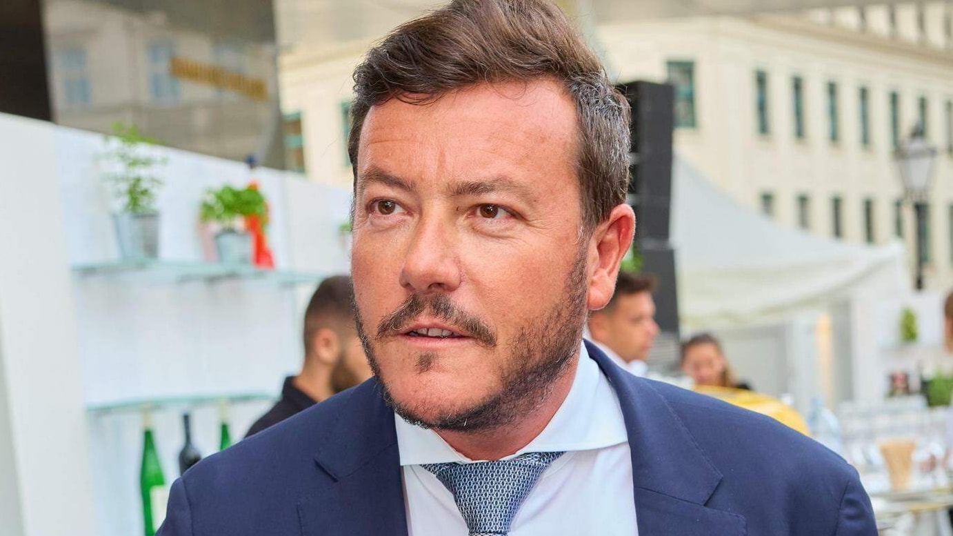 Crack Signa, le banche preparano svalutazioni sui crediti al colosso immobiliare. Anche Unicredit potrebbe alzare gli accantonamenti 