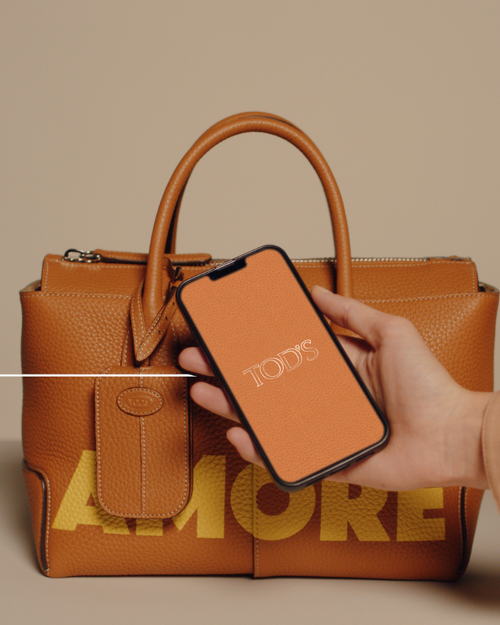Il Tod's digital product passport (courtesy Tod's)