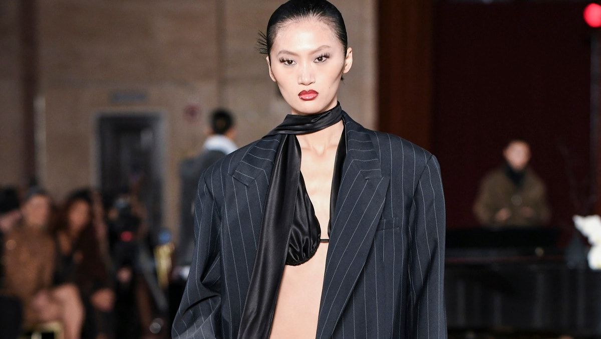 Un look LaQuan Smith fall-winter 2024/25 (courtesy LaQuan Smith/Don Ashby)
