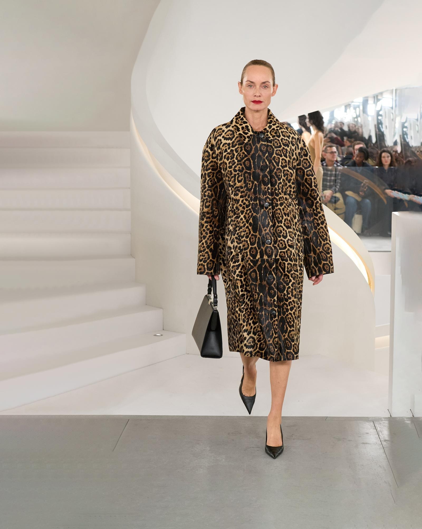 Un look Michael Kors fall-winter 2024